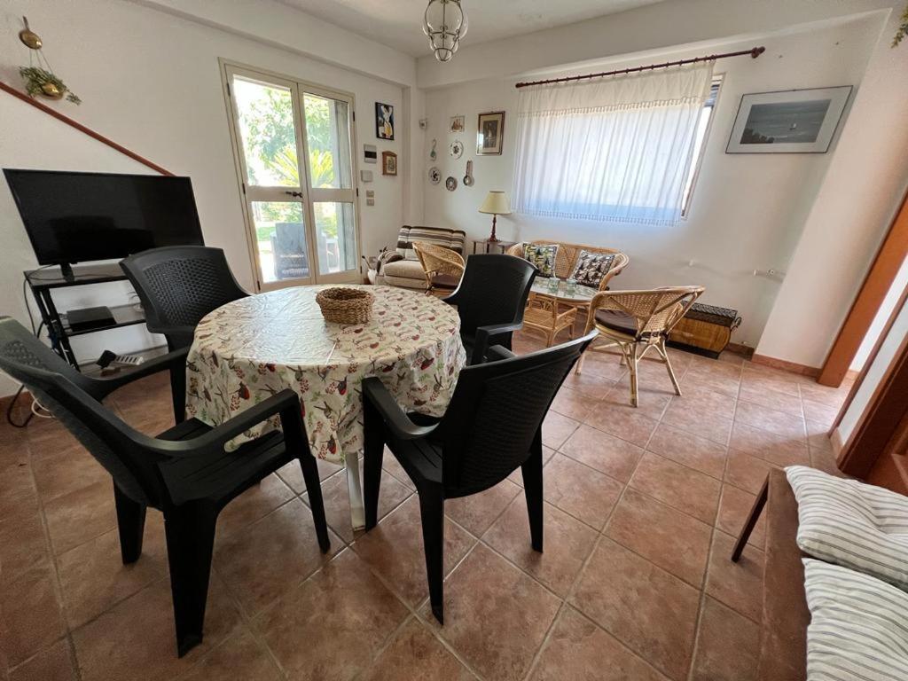 Casa Migliorisi A Marina Di Ragusa Per Vacanze Exterior foto